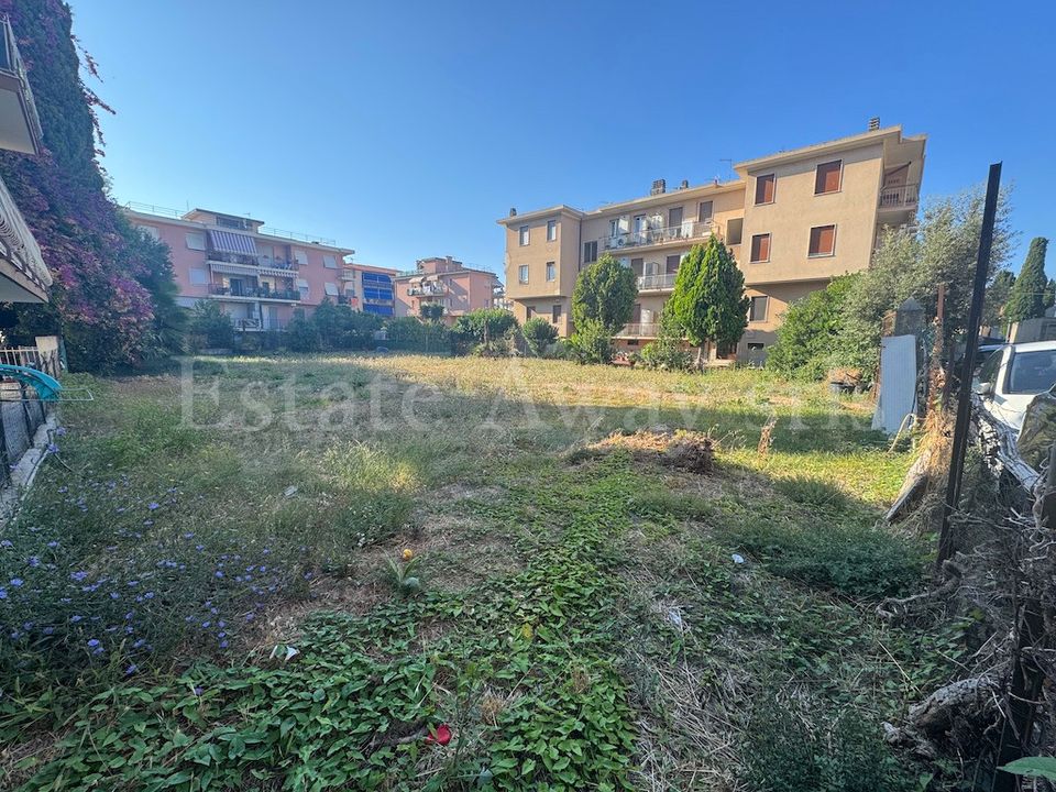 Helårsgrund i Bordighera, Imperia - foto 1